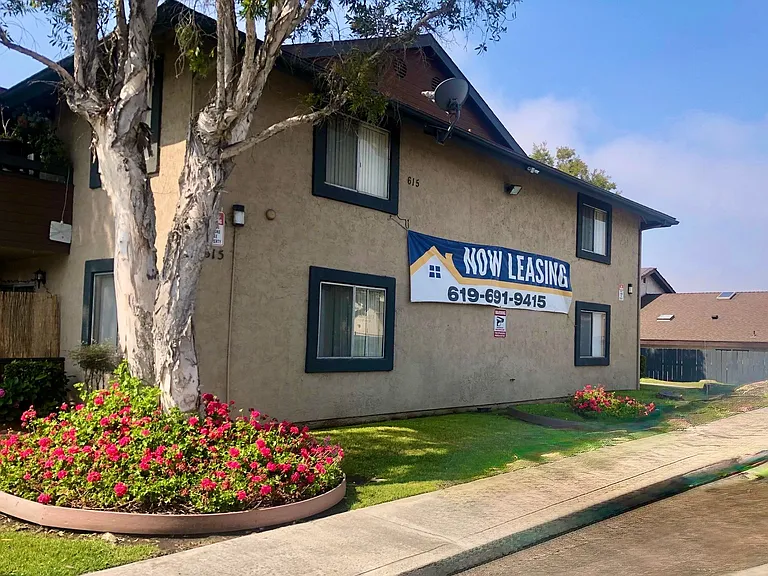 Villa Hermosa Apartments — Photo 8