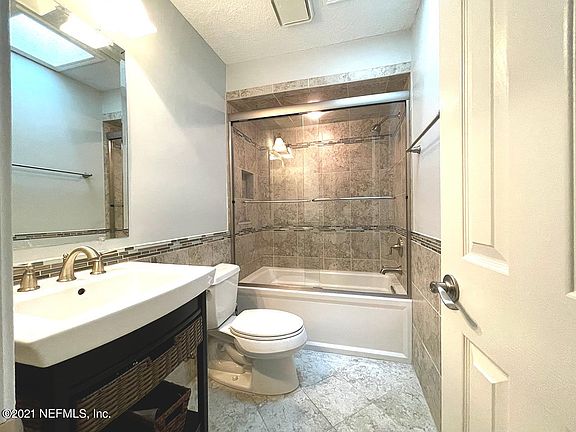5th image of 1770 Shoal Creek Cir