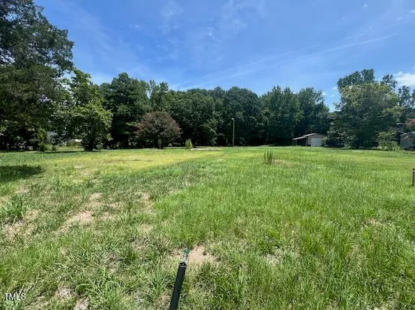 5886 State Highway 96 N, Selma, NC 27576