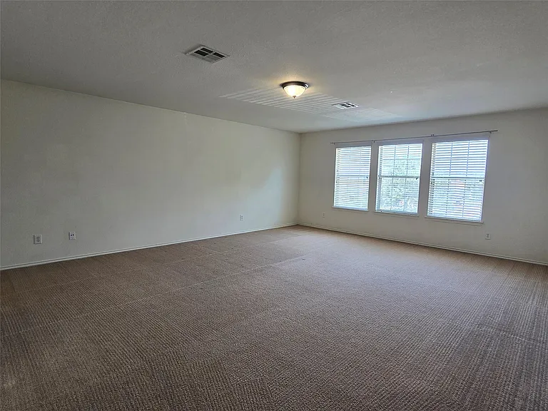 2021 Rim Rock Dr — Photo 5