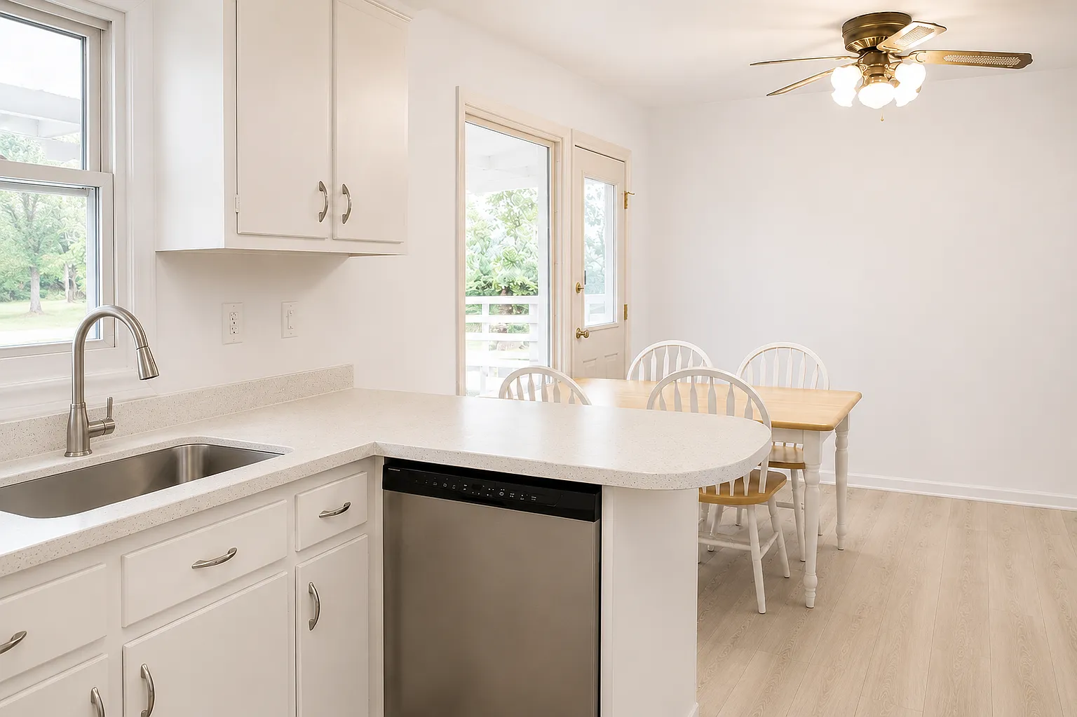 3 bed, 2288 sqft, $2,250 — Photo 4