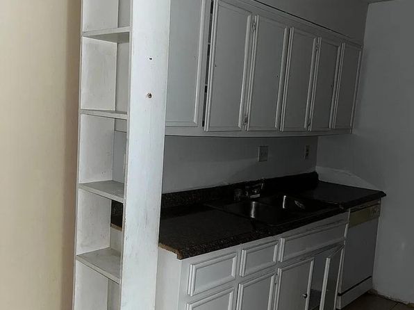 1505 Camelot Dr, Atlanta, GA 30349