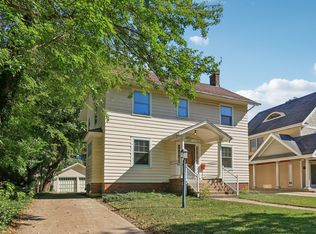 115 S Spring Ave, La Grange, IL 60525
