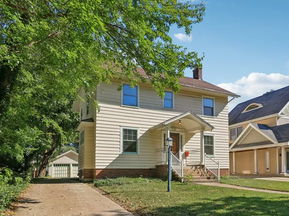 115 S Spring Ave, La Grange, IL 60525