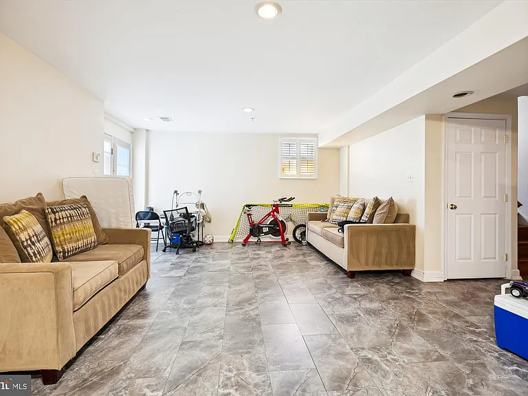 23104 Cypress Spring Cir — Photo 11
