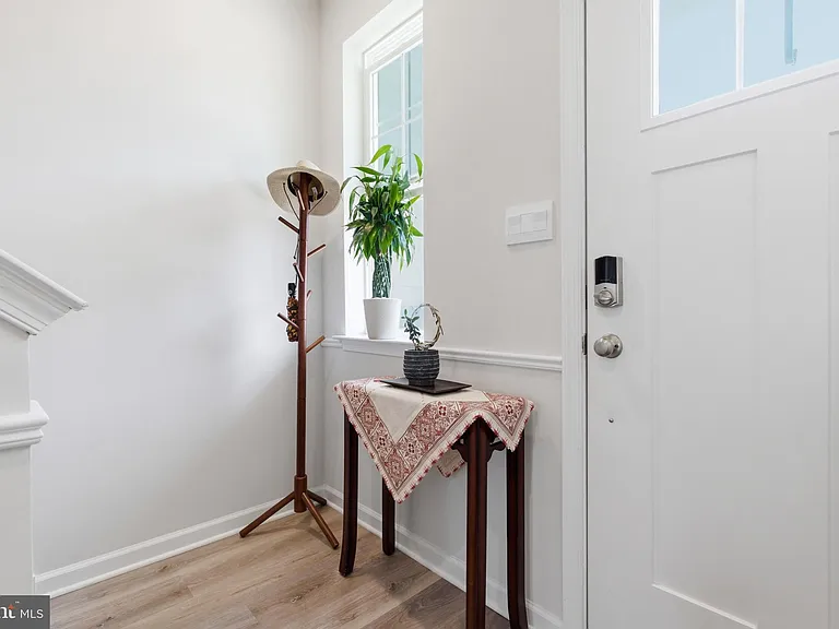 53 Elliot Ln — Photo 11