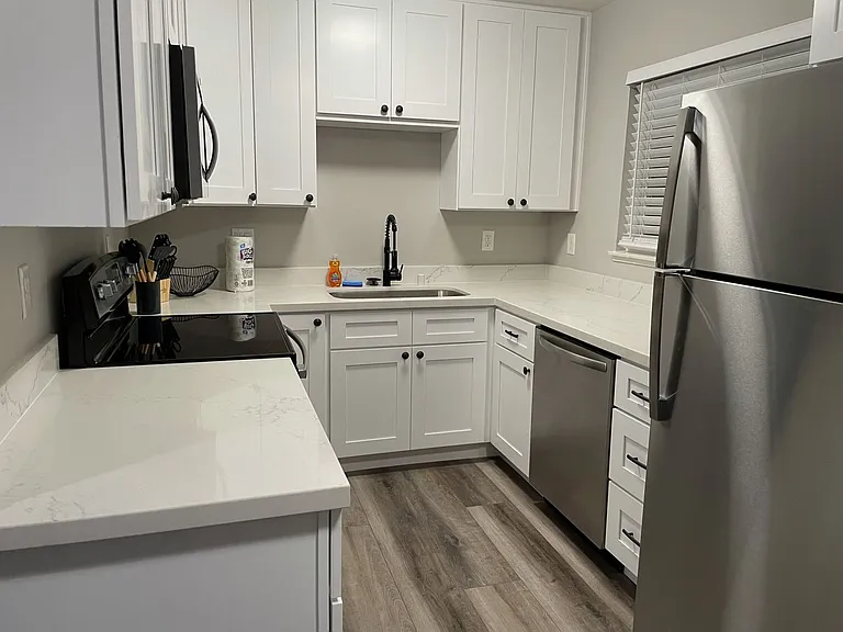 1592 Quebec Ct — Photo 1