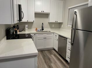 1592 Quebec Ct APT 6, Sunnyvale, CA 94087