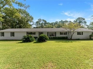 614 N Victory Drive, Lyons, GA 30436