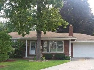 32821 Winnie Ave, Warren, MI 48093