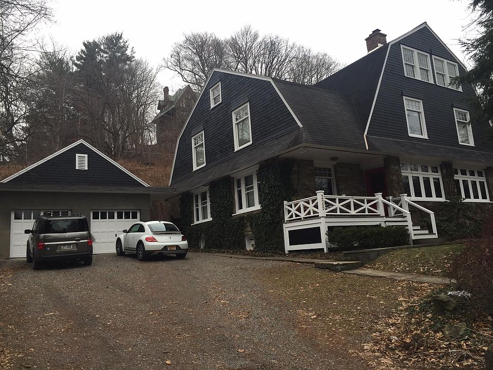 223 Willard Way