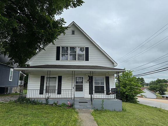 2nd image of 301 E Webster Avenue