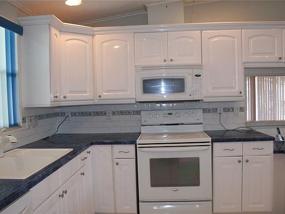 2nd image of 4263 SE Sweetwood Way