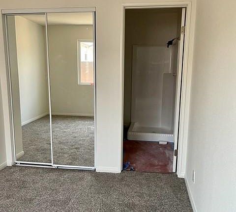 Master bedroom connecting bath
