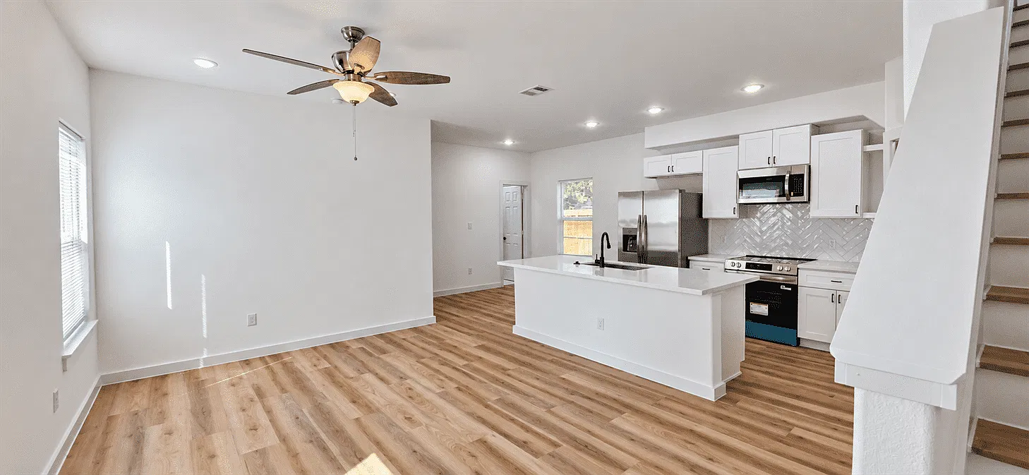 3 bed, 1600 sqft, $1,800 — Photo 3