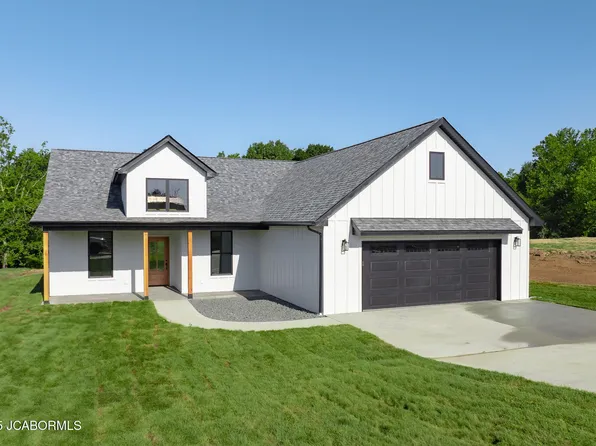10879 Country Aire Meadows Ct, Holts Summit, MO 65043