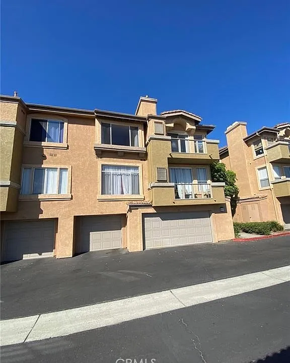 30902 Clubhouse Dr #18H