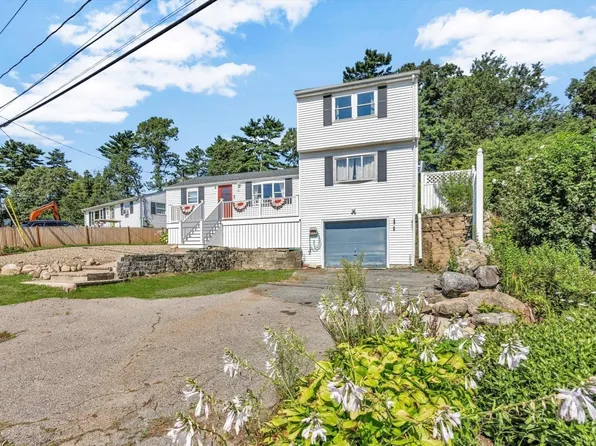 15 Beechwood Ave, Lakeville, MA 02347