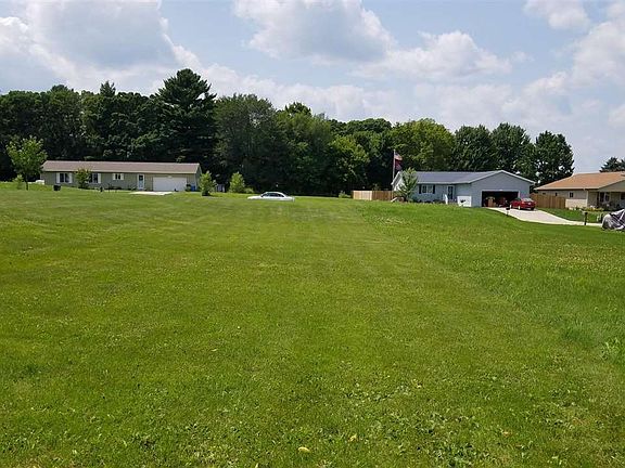 4th image of 2413 Wild Rose Ct