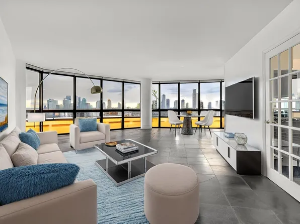 630 1st Avenue image 1 of 10