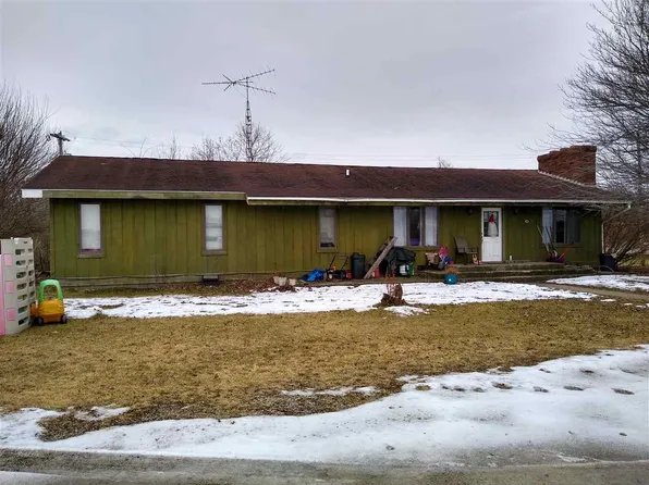 3709 Meridian Rd, Addison, MI 49220