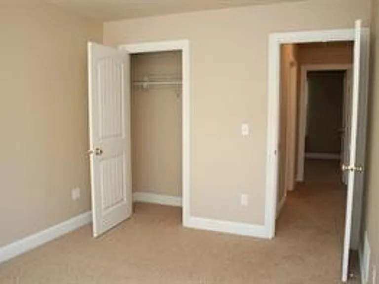 93 Engberg Ln — Photo 8