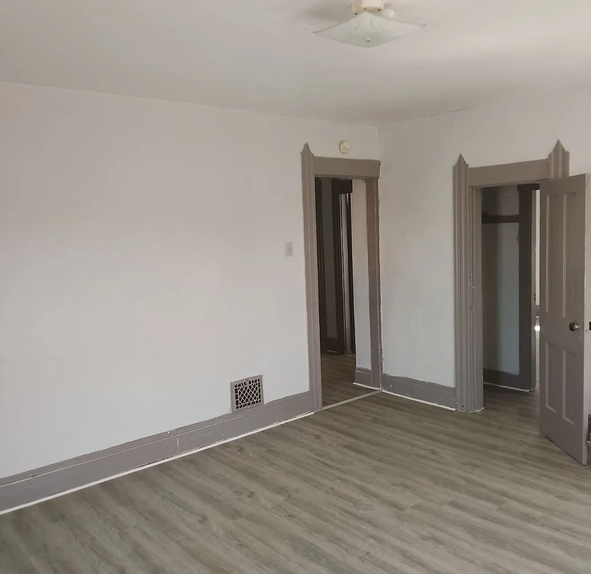 2 bed, $850 — Photo 4