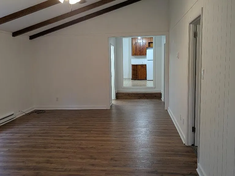 9 Camden Pl #C — Photo 3