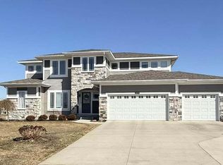 4478 Point Superior Ct, Holland, MI 49424
