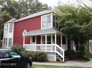 2142 Whisperwood Glen Ln, Reston, VA 20191