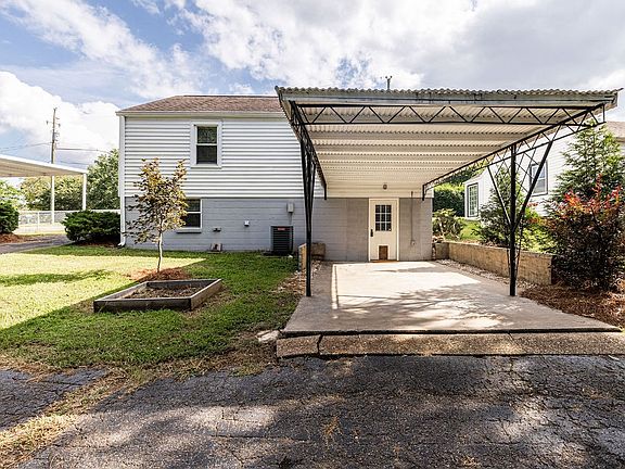 5th image of 72 Jonell Dr