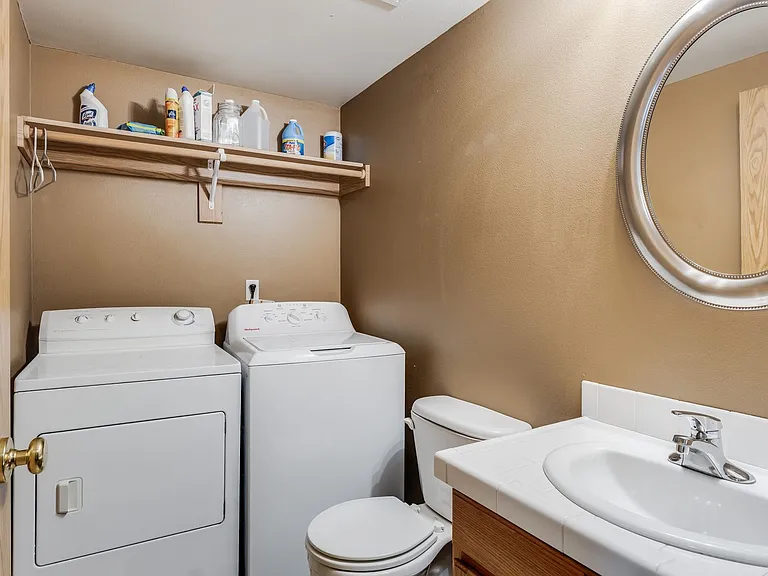 15979 SW Roth Dr — Photo 13