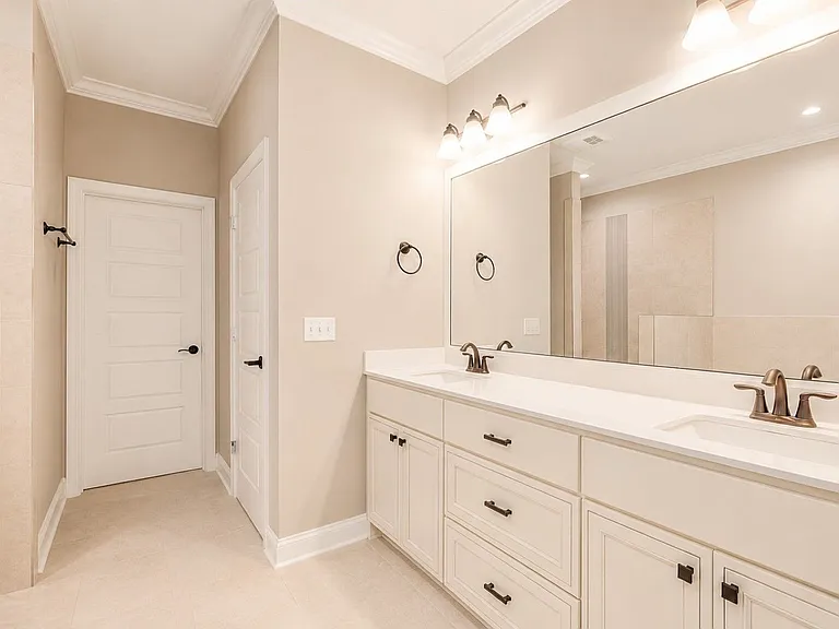 174 Ryan Nicholas Dr — Photo 36