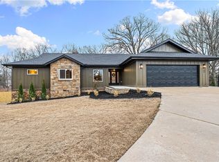 1 Bankfoot Dr, Bella vista, AR 72715