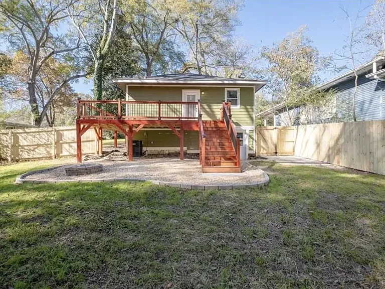 763 Center Hill Ave NW — Photo 31