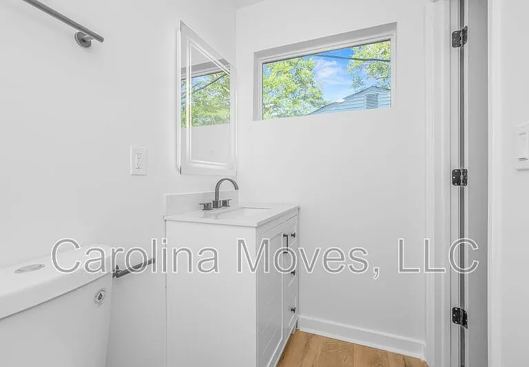 10 Valley View Ln — Photo 17