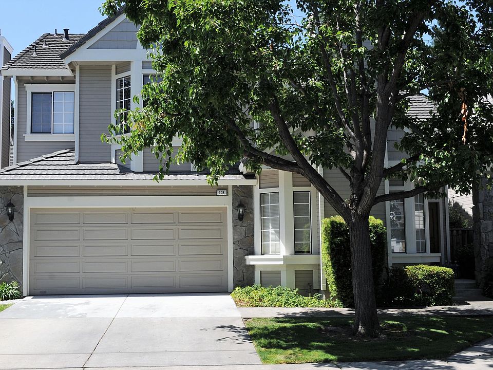 1st image of 208 Newcastle Ct