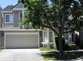 208 Newcastle Ct, Redwood City, CA 94061
