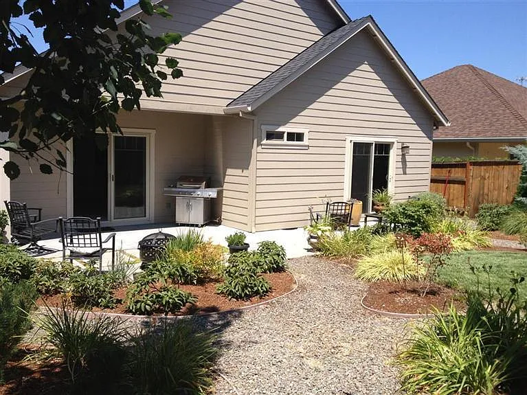 1221 Kamerin Springs Dr — Photo 14