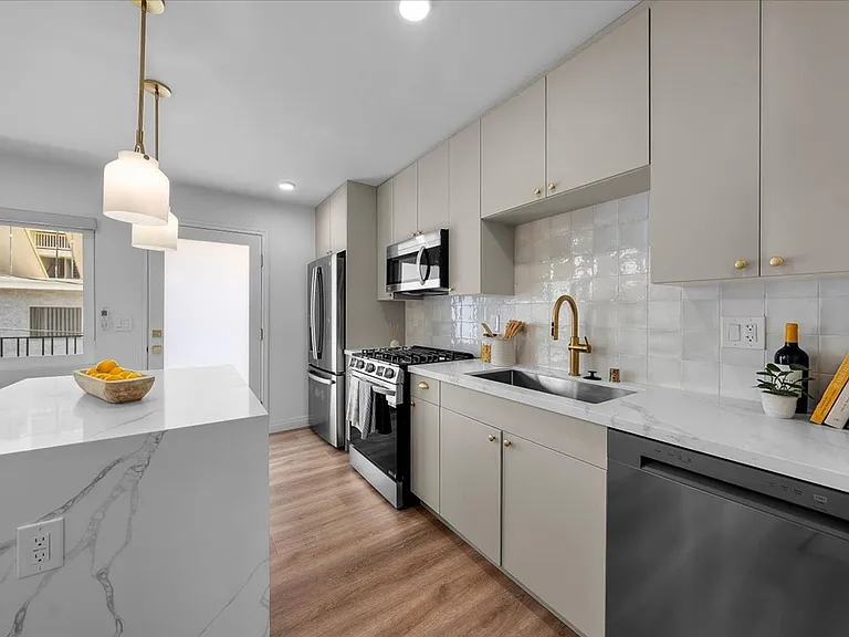 Hermosa 1803 LLC (TIC) — Photo 51
