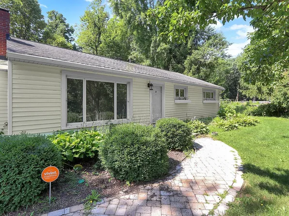 227 Olentangy View Dr, Delaware, OH 43015