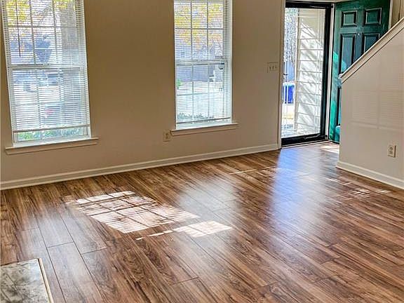 2nd image of 9673 Pine Ct