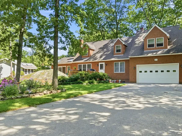 17 Waco Drive, Biddeford, ME 04005