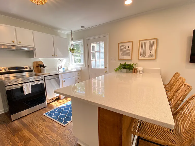 1008 N Buchanan Blvd #B — Photo 5