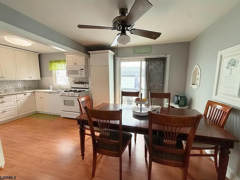 223 N Wyoming Ave #2027 — Photo 11