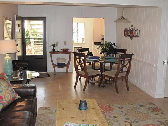 4th image of 25 Deallyon Ave APT 125