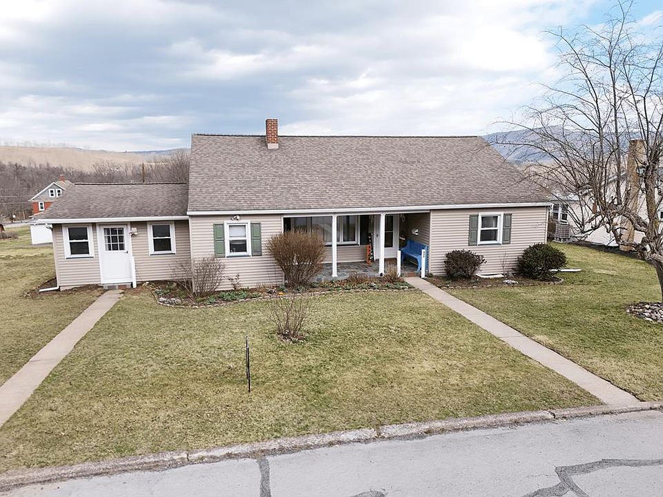 1st image of 830 Sage Hill Dr
