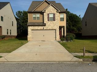1092 Lear Dr, Locust Grove, GA 30248