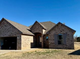 433 N Creekside Dr, Cache, OK 73527