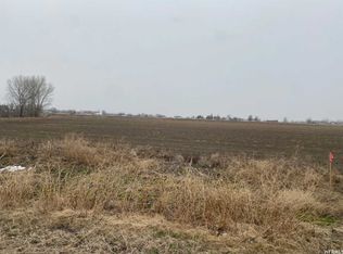 5100 S 6700 W, Hooper, UT 84315